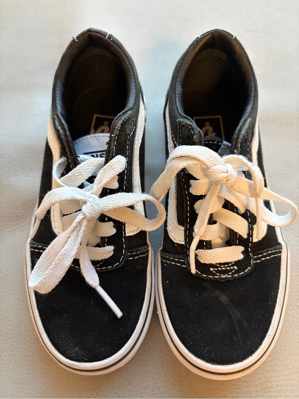 Vans Old Skool black and white little kid sneakers